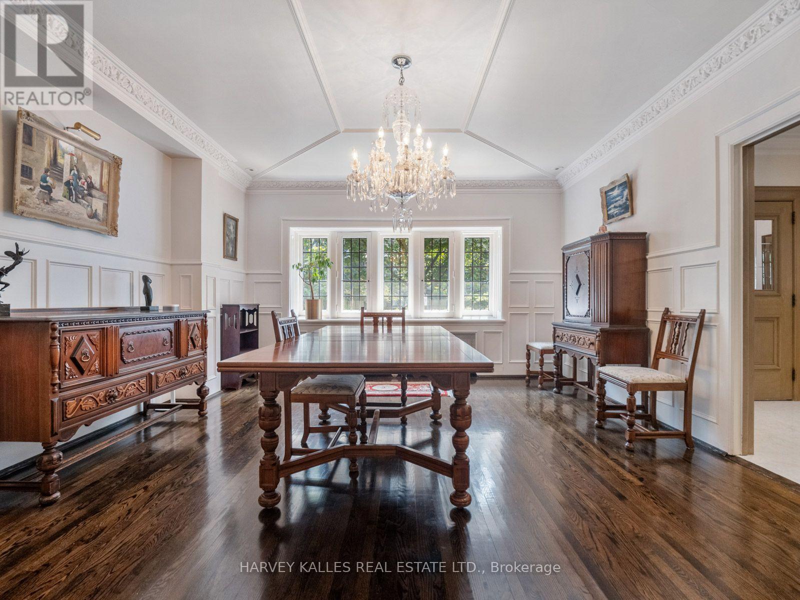 14 Dewbourne Avenue, Toronto, Ontario  M5P 1Z4 - Photo 10 - C13662952