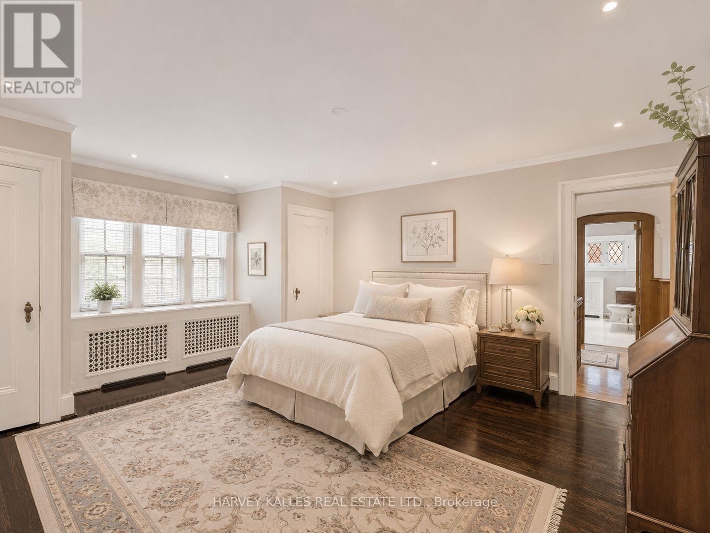 14 Dewbourne Avenue, Toronto, Ontario  M5P 1Z4 - Photo 19 - C13662952
