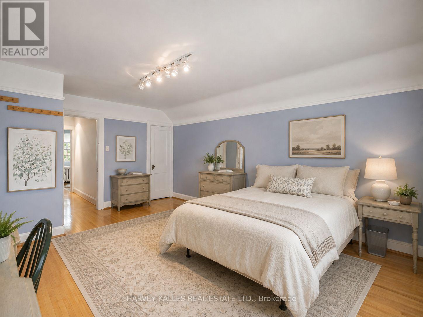 14 Dewbourne Avenue, Toronto, Ontario  M5P 1Z4 - Photo 25 - C13662952