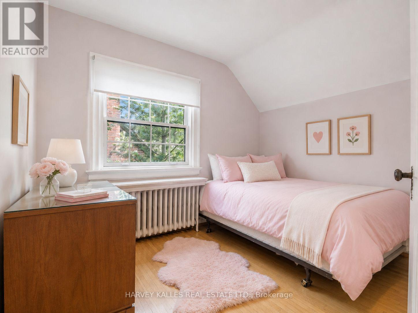 14 Dewbourne Avenue, Toronto, Ontario  M5P 1Z4 - Photo 26 - C13662952