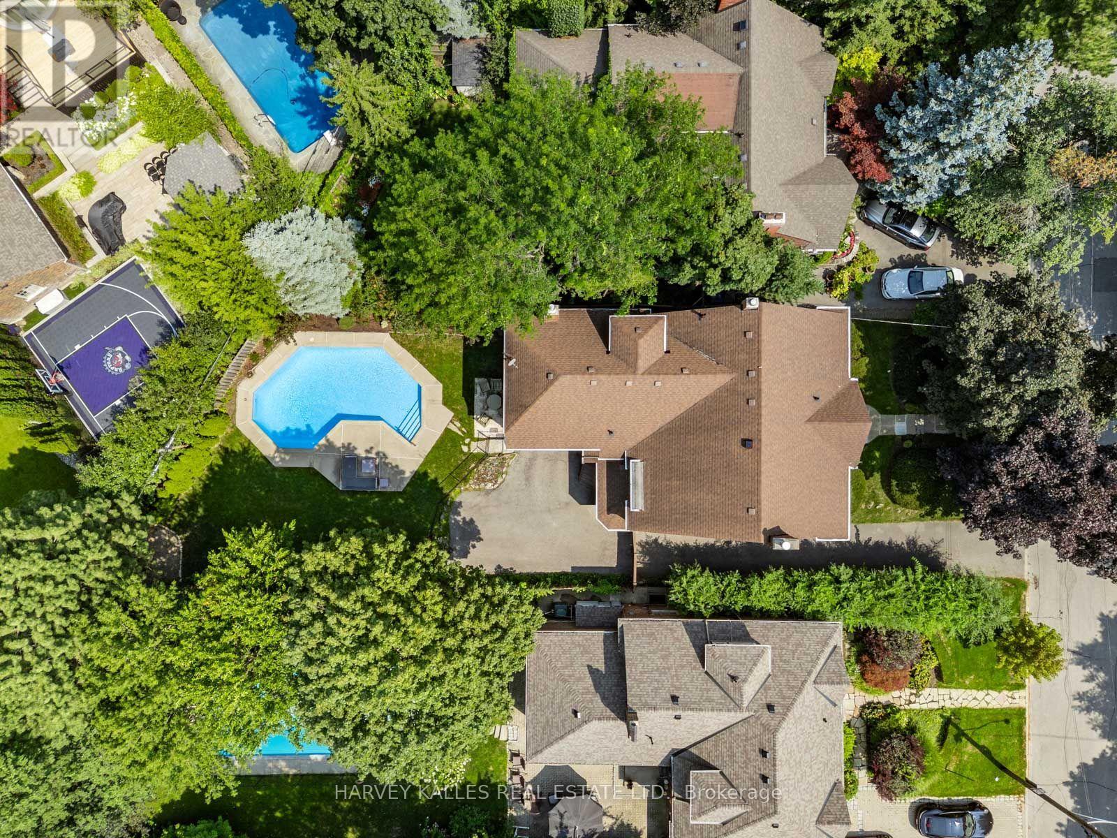 14 Dewbourne Avenue, Toronto, Ontario  M5P 1Z4 - Photo 35 - C13662952