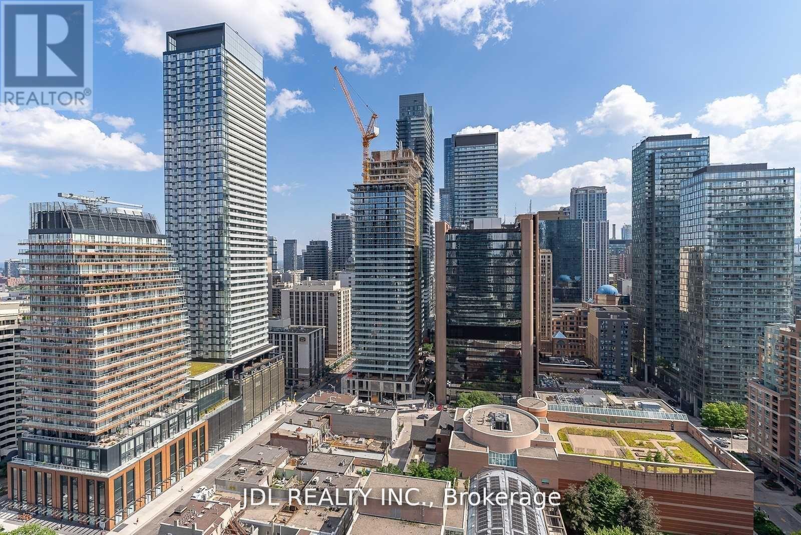2105 - 11 Wellesley Street W, Toronto, Ontario M4Y 1E8 - Photo 17 - C13662980