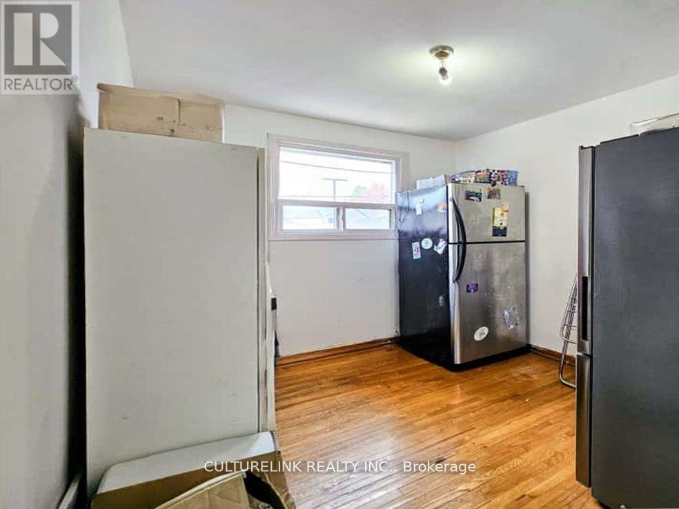 52 Palmerston Avenue, Toronto, Ontario  M6J 2J1 - Photo 17 - C13663012