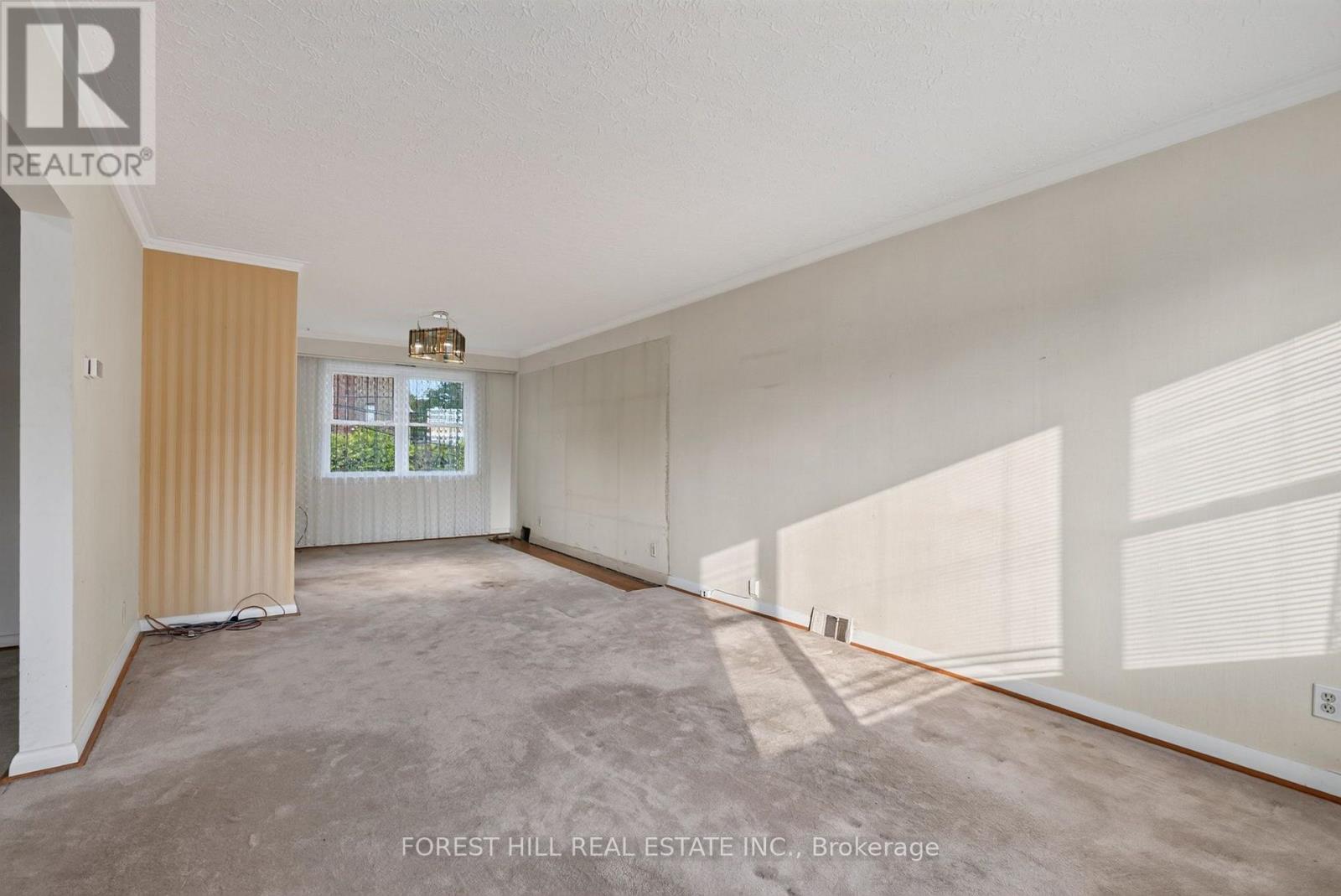 15 Robson Place, Toronto, Ontario  M2R 2Y3 - Photo 3 - C13663024