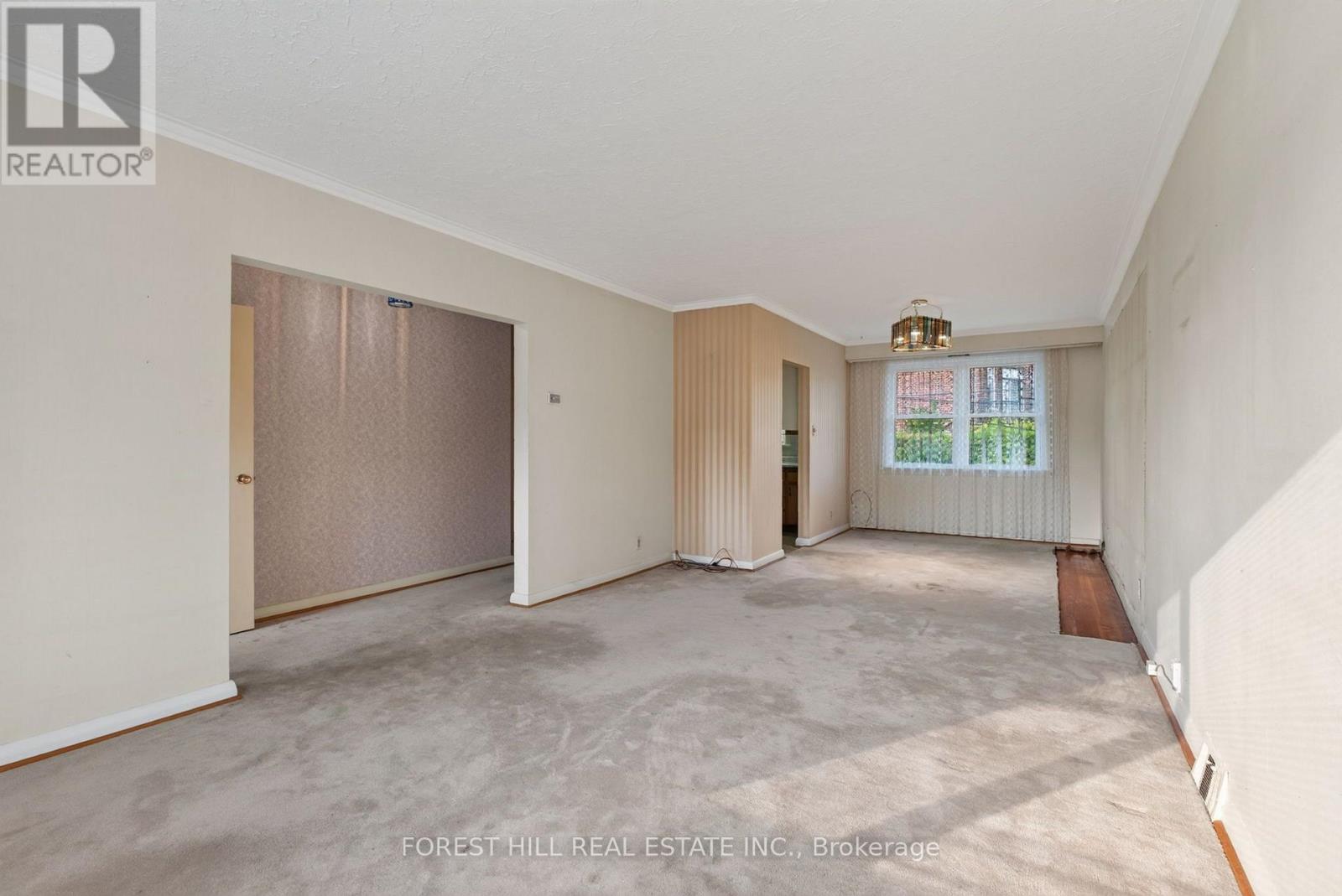 15 Robson Place, Toronto, Ontario  M2R 2Y3 - Photo 4 - C13663024