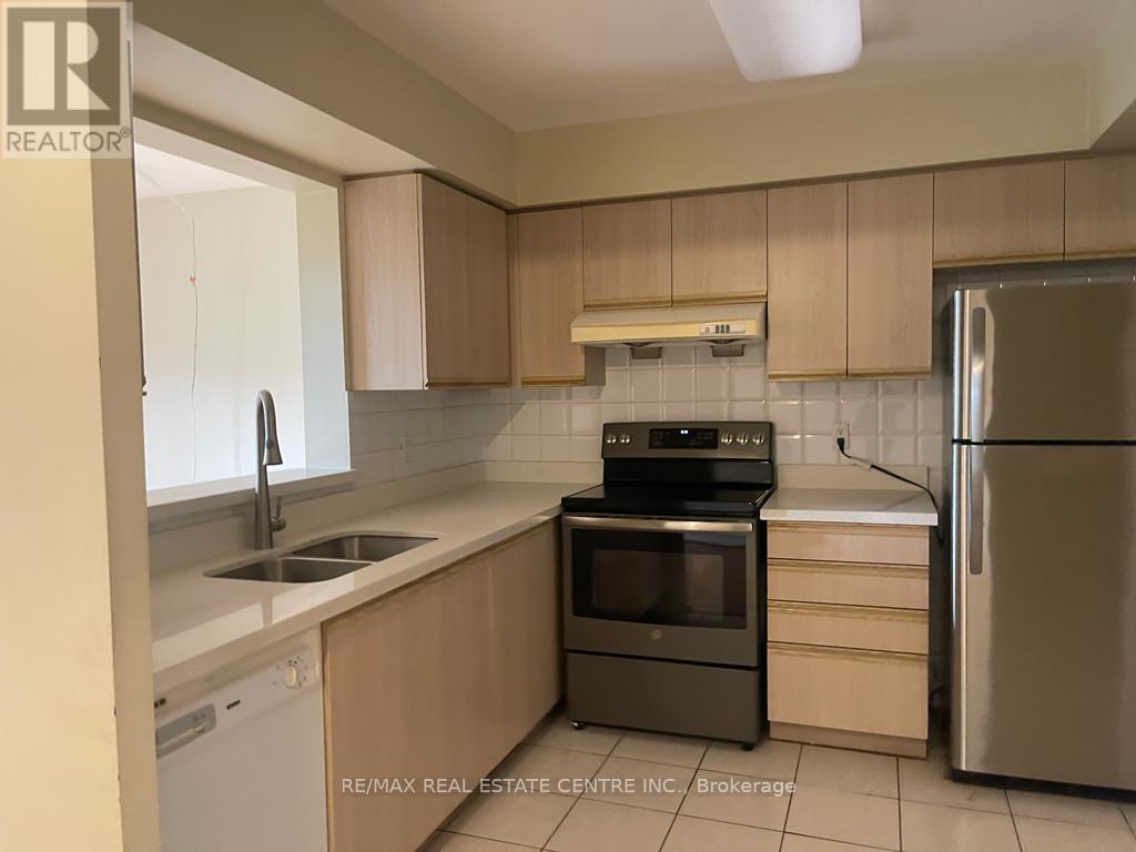 20 - 117 Omni Drive, Toronto, Ontario M1P 5A5 - Photo 5 - E13662938