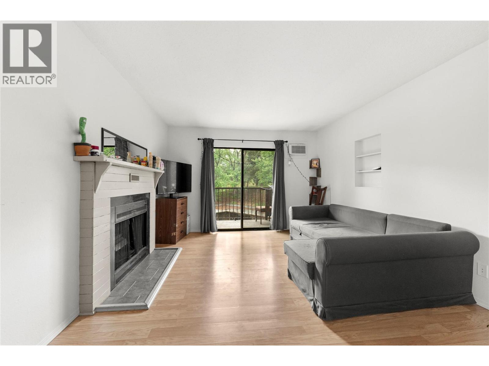 555 Dalgleish Drive Unit# 412, Kamloops, British Columbia  V2C 6C7 - Photo 6 - 10388728