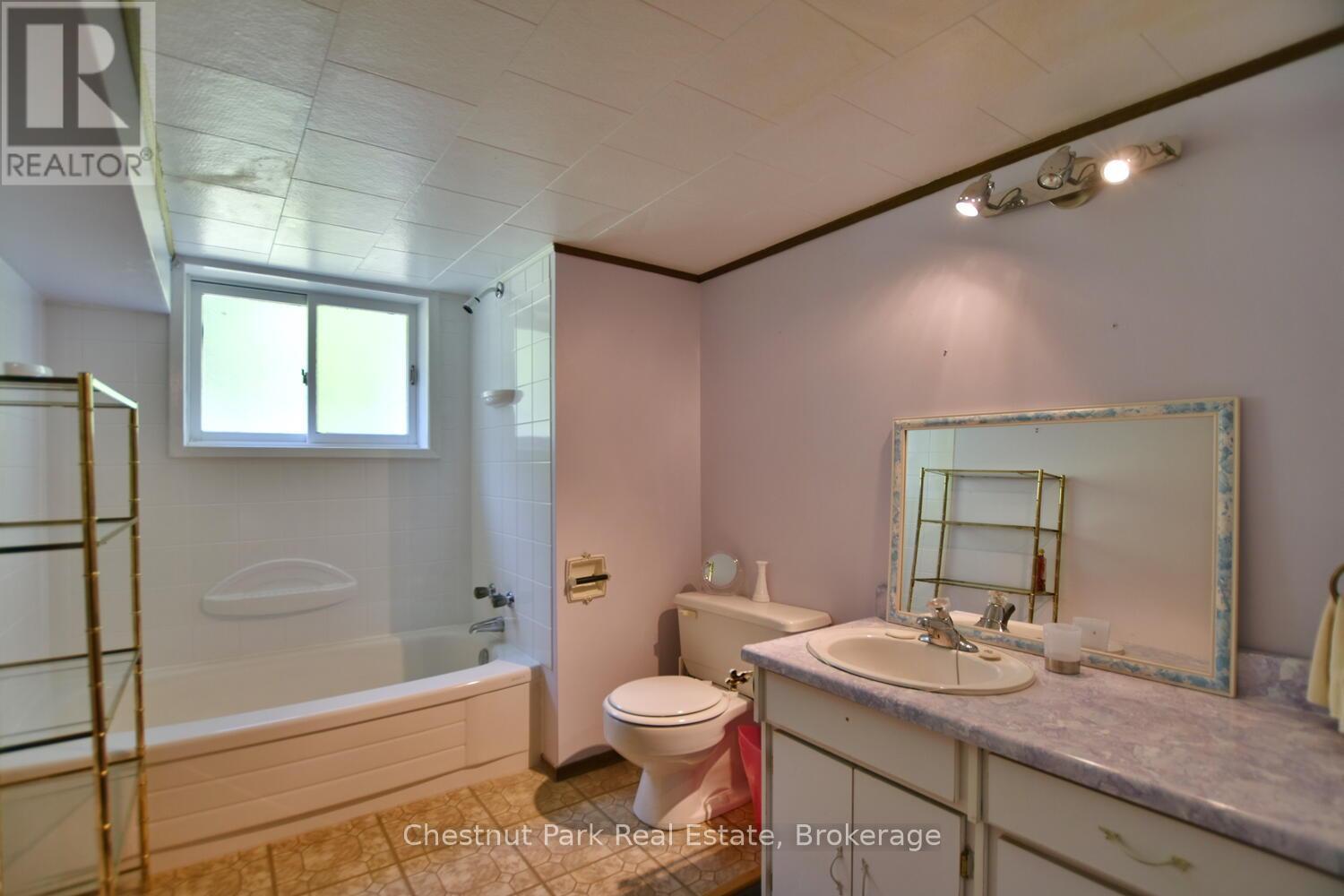 7802 36/37 Nottawasaga Side Road, Clearview, Ontario L0M 1P0 - Photo 42 - S13662540