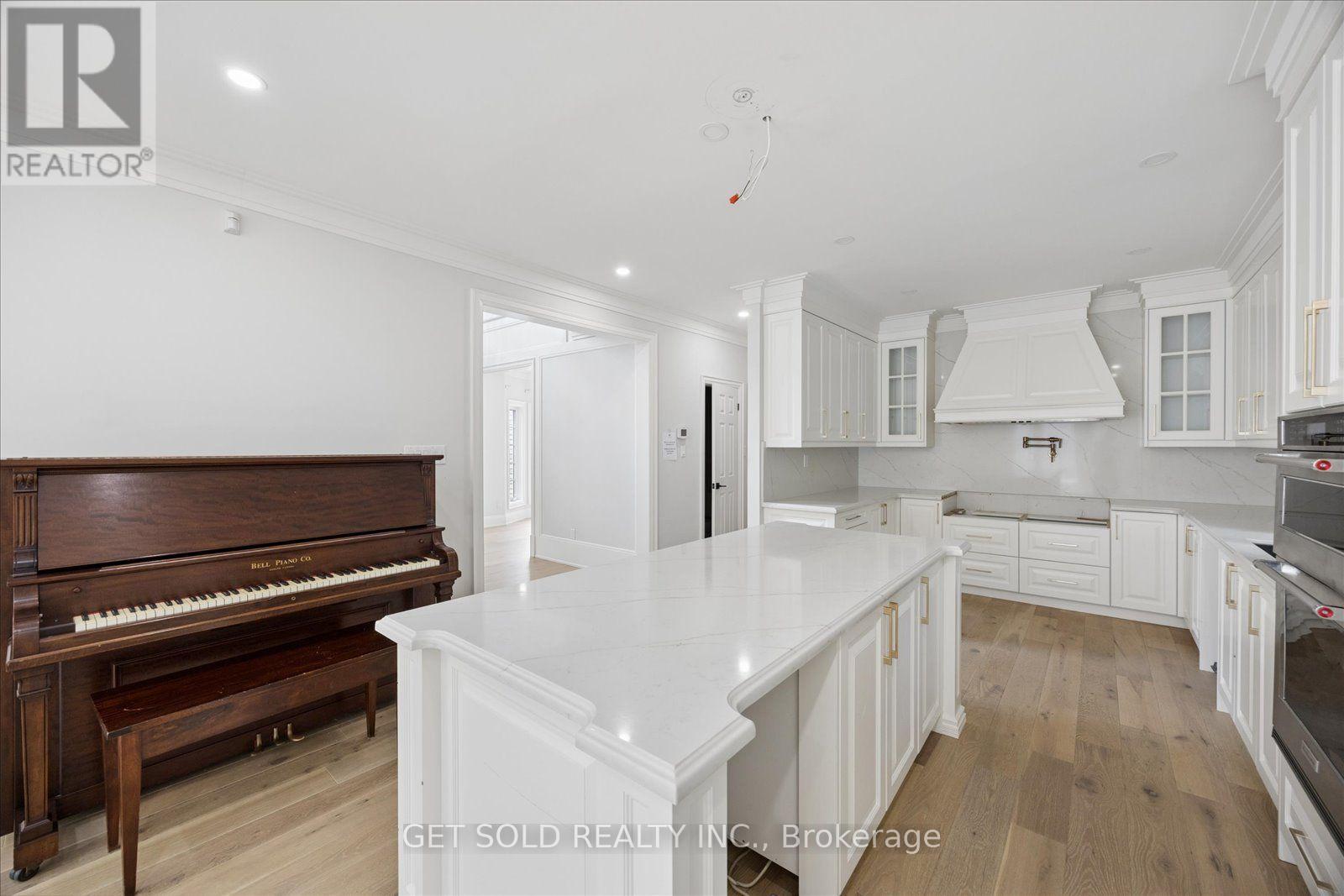 49 Pearson Avenue, Richmond Hill, Ontario L4C 6T3 - Photo 13 - N13662926