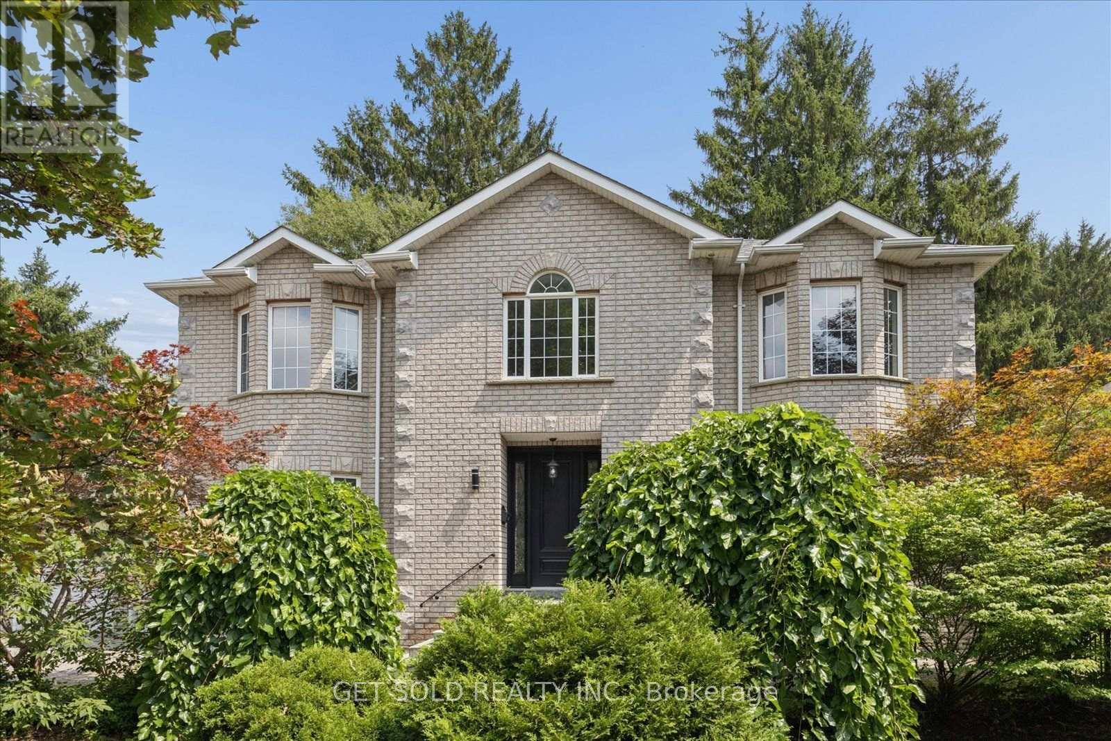 49 Pearson Avenue, Richmond Hill, Ontario L4C 6T3 - Photo 3 - N13662926