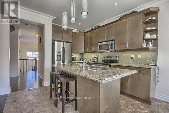 46 Hopper Lane, Newmarket, Ontario L3X 3J6 - Photo 5 - N13662942