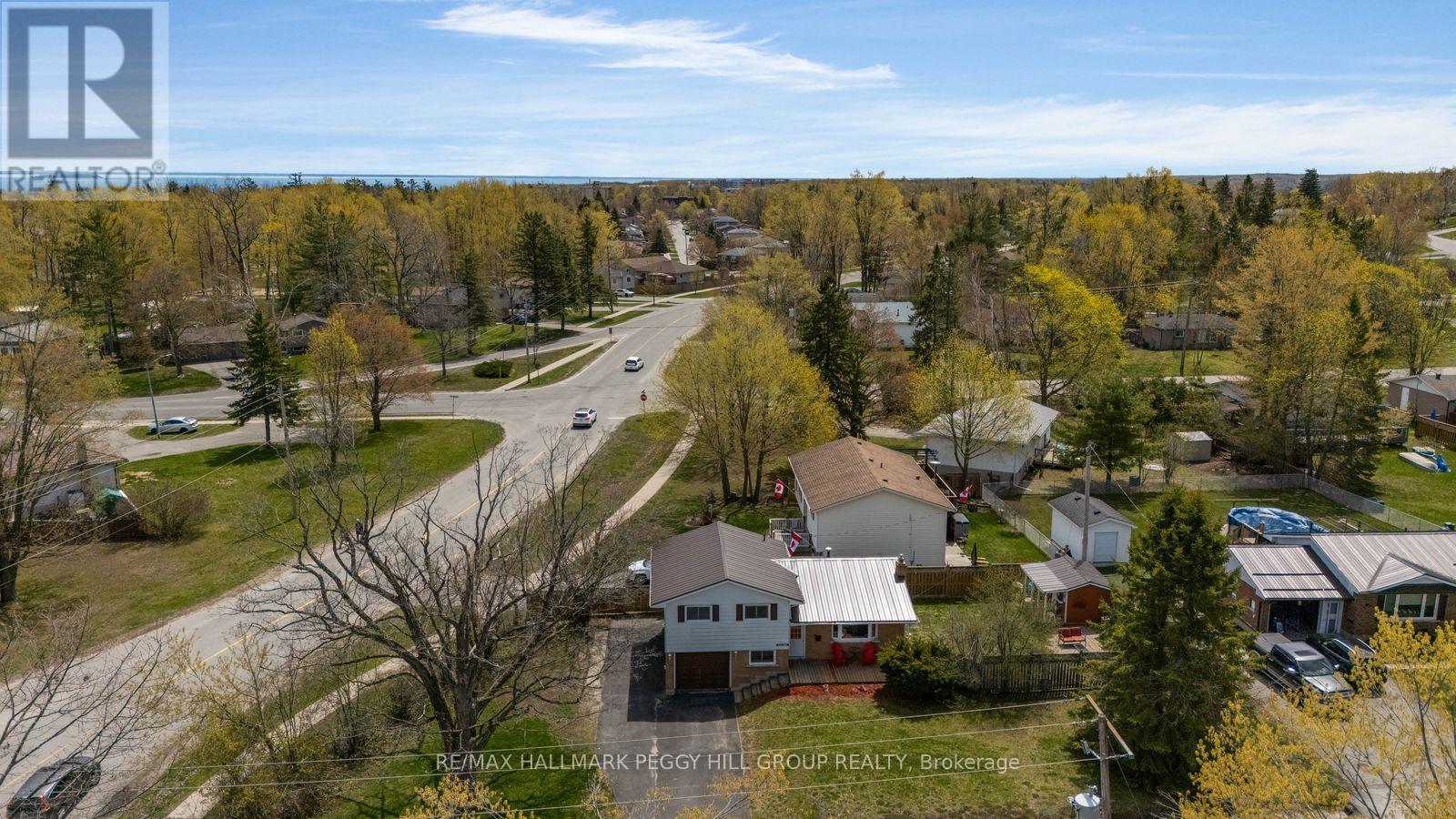 423 Mary Street, Orillia, Ontario  L3V 3G5 - Photo 2 - S13662954