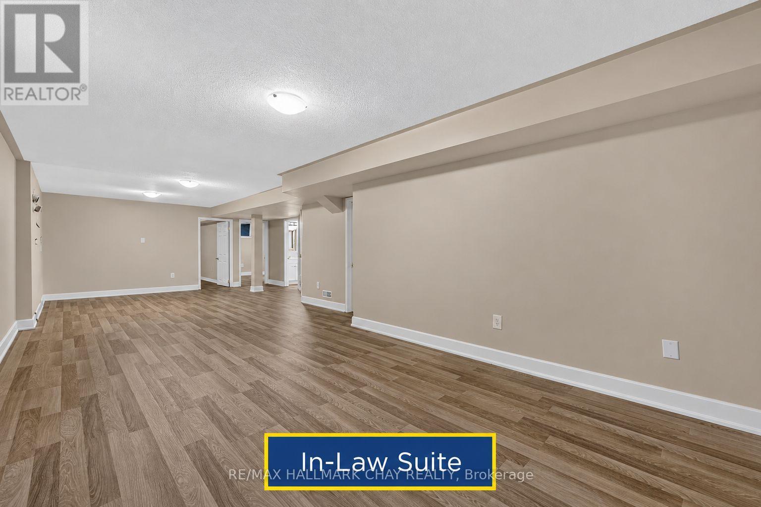 39 Hanmer Street E, Barrie (East Bayfield), Ontario  L4M 6V3 - Photo 11 - S13663004