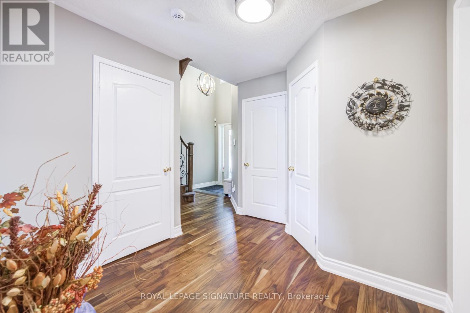 82 Belmont Boulevard, Halton Hills, Ontario  L7G 6E7 - Photo 4 - W13662904