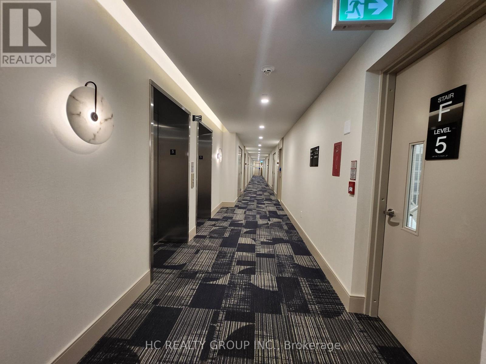 512 - 3006 William Cutmore Boulevard, Oakville, Ontario  L6H 7V8 - Photo 4 - W13662924