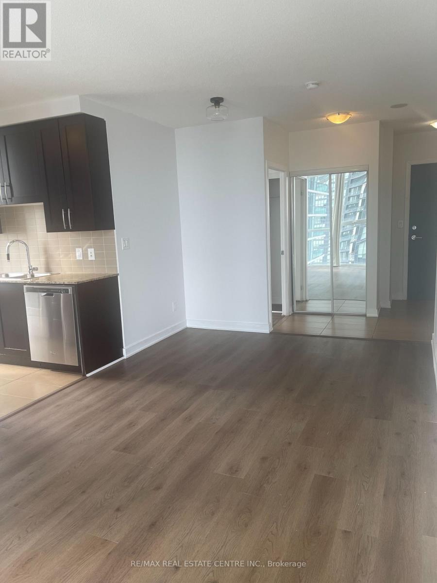 2104 - 4070 Confederation Parkway, Mississauga, Ontario L5B 0E9 - Photo 17 - W13662964