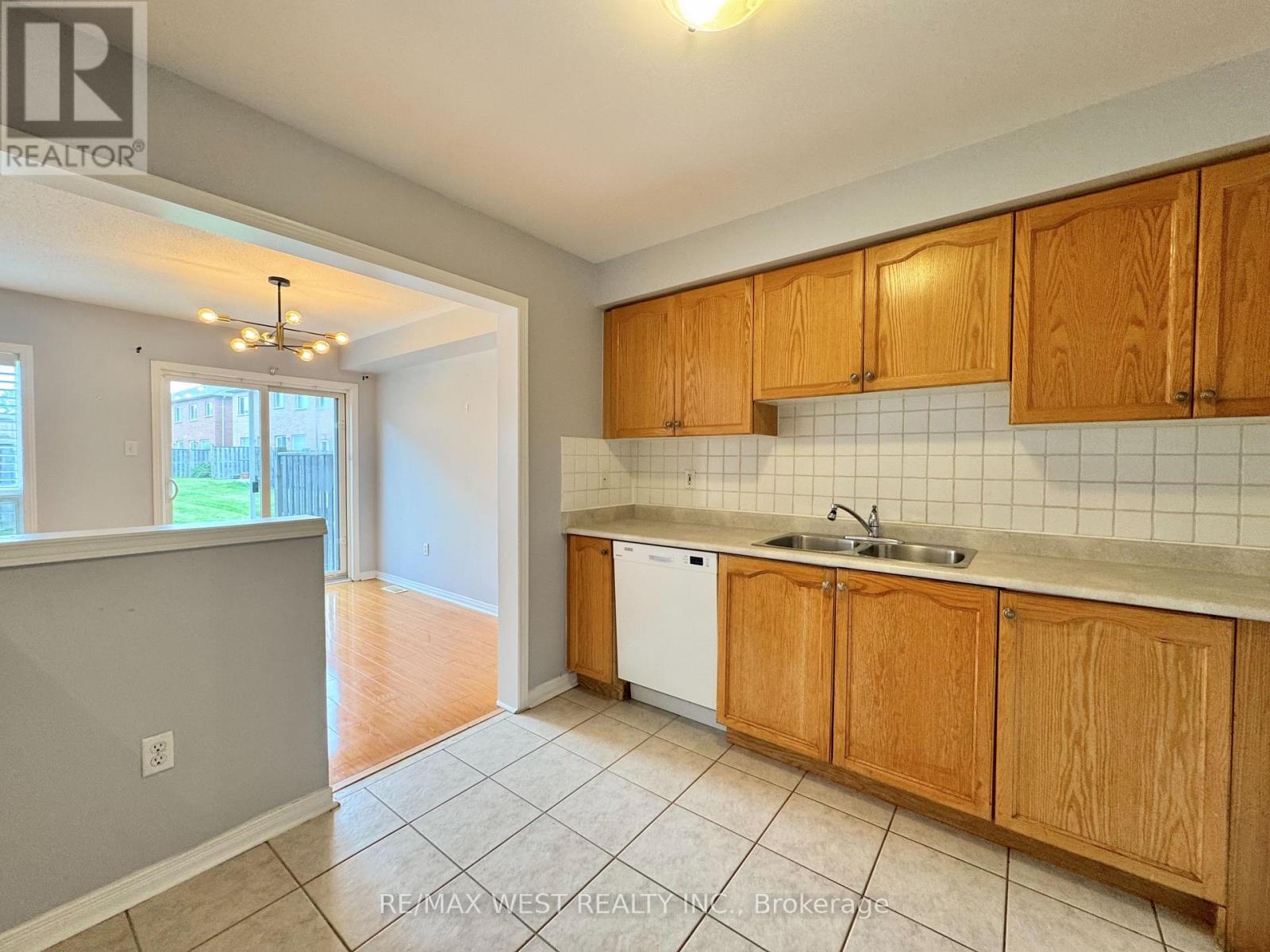 120 - 525 Novo Star Drive, Mississauga, Ontario  L5W 1X9 - Photo 12 - W13662976