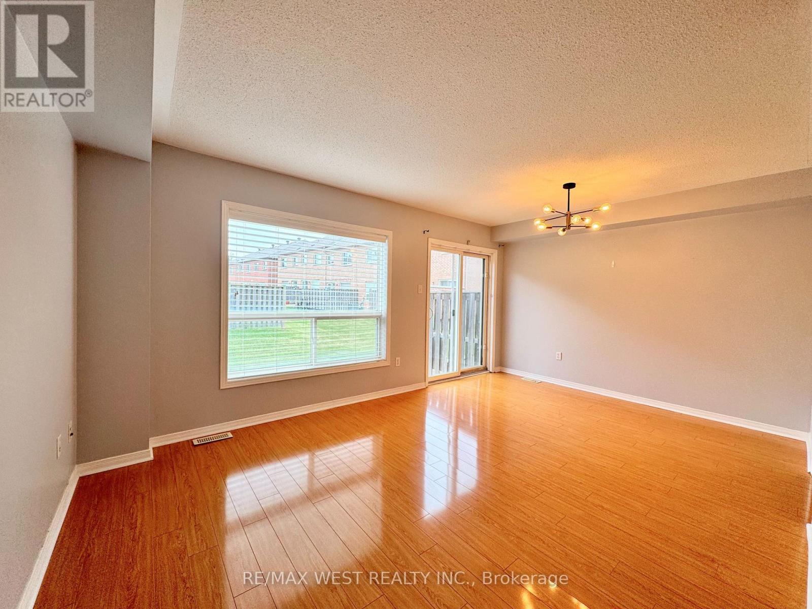 120 - 525 Novo Star Drive, Mississauga, Ontario  L5W 1X9 - Photo 6 - W13662976