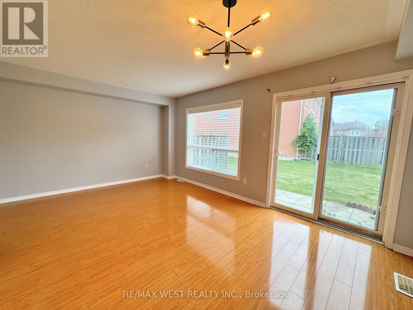120 - 525 Novo Star Drive, Mississauga, Ontario  L5W 1X9 - Photo 8 - W13662976