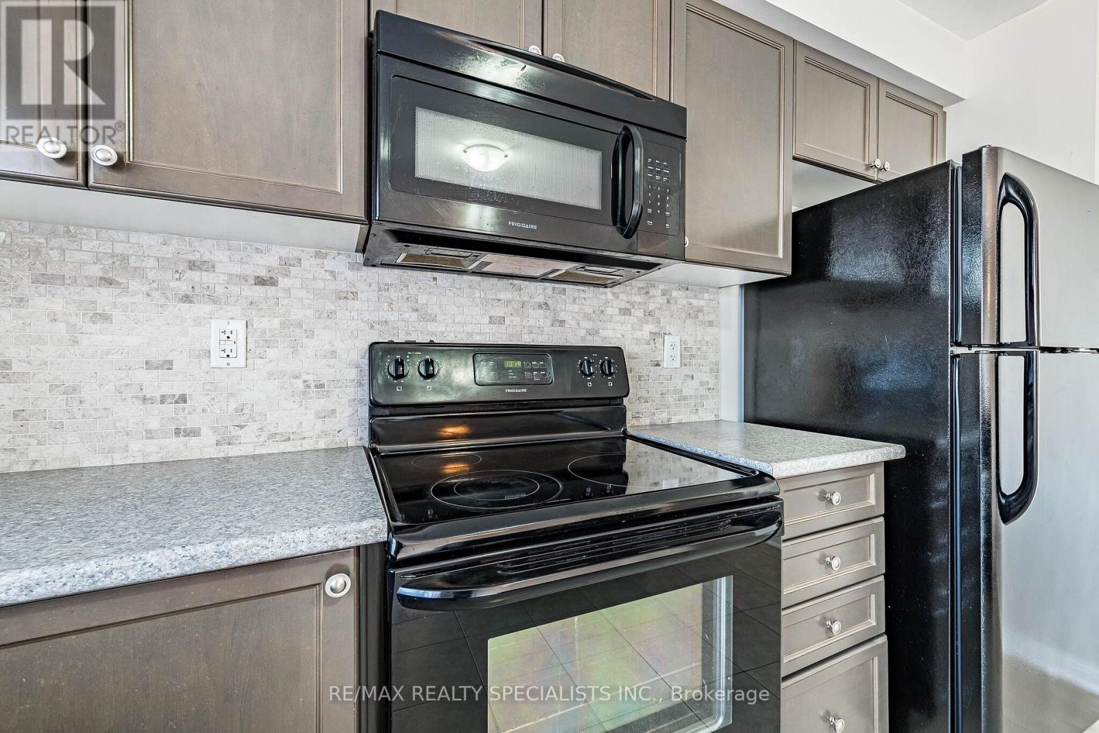 6 Agricola Road, Brampton, Ontario L7A 0T9 - Photo 18 - W13662988