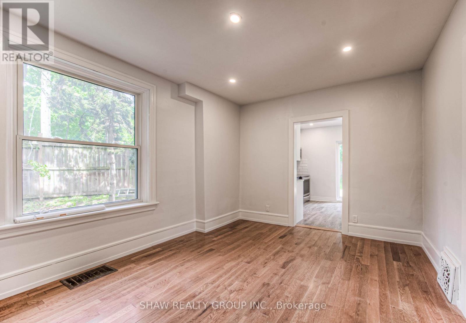 69 Hungerford Road, Cambridge, Ontario N3C 2P7 - Photo 5 - X13662968