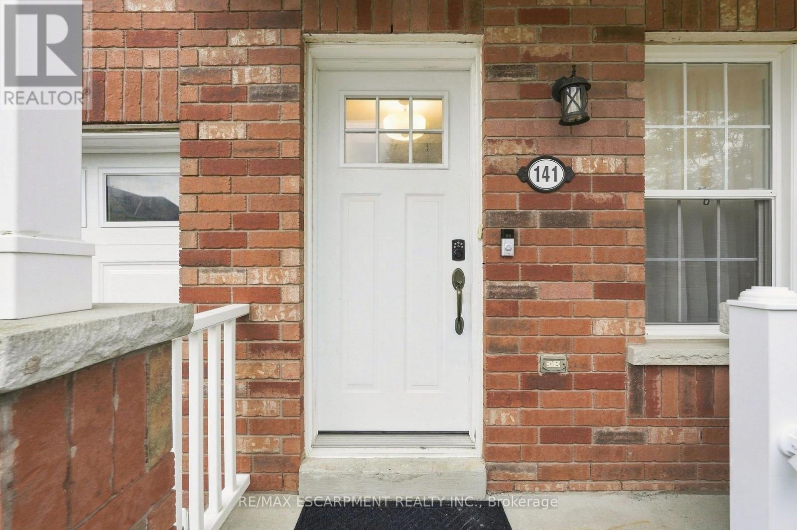 141 Cleghorn Drive, Hamilton, Ontario  L0R 1C0 - Photo 3 - X13663016