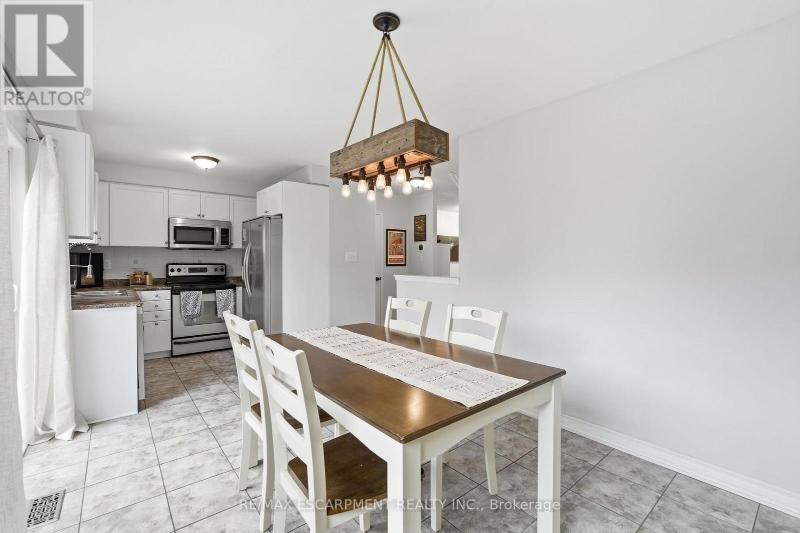 141 Cleghorn Drive, Hamilton, Ontario  L0R 1C0 - Photo 9 - X13663016