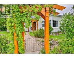 405 3 Avenue W, Cardston, Alberta