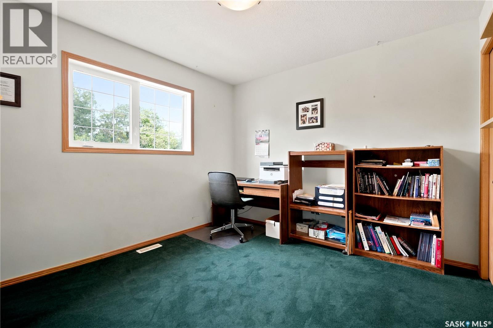 225 Mikkelson Drive, Regina, Saskatchewan  S4T 7X9 - Photo 17 - SK045237