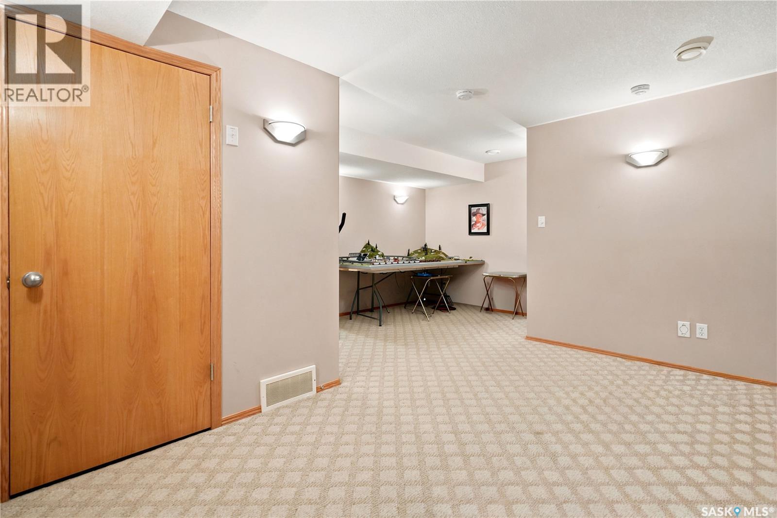 225 Mikkelson Drive, Regina, Saskatchewan  S4T 7X9 - Photo 29 - SK045237