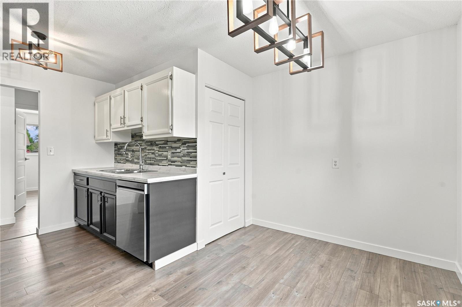 118 Dundurn Place, Saskatoon, Saskatchewan  S7M 4C3 - Photo 14 - SK045231