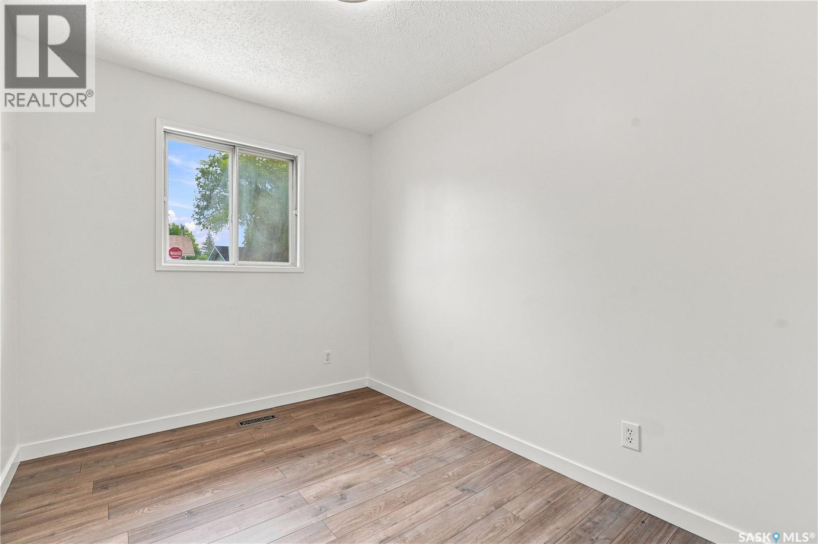 118 Dundurn Place, Saskatoon, Saskatchewan  S7M 4C3 - Photo 23 - SK045231
