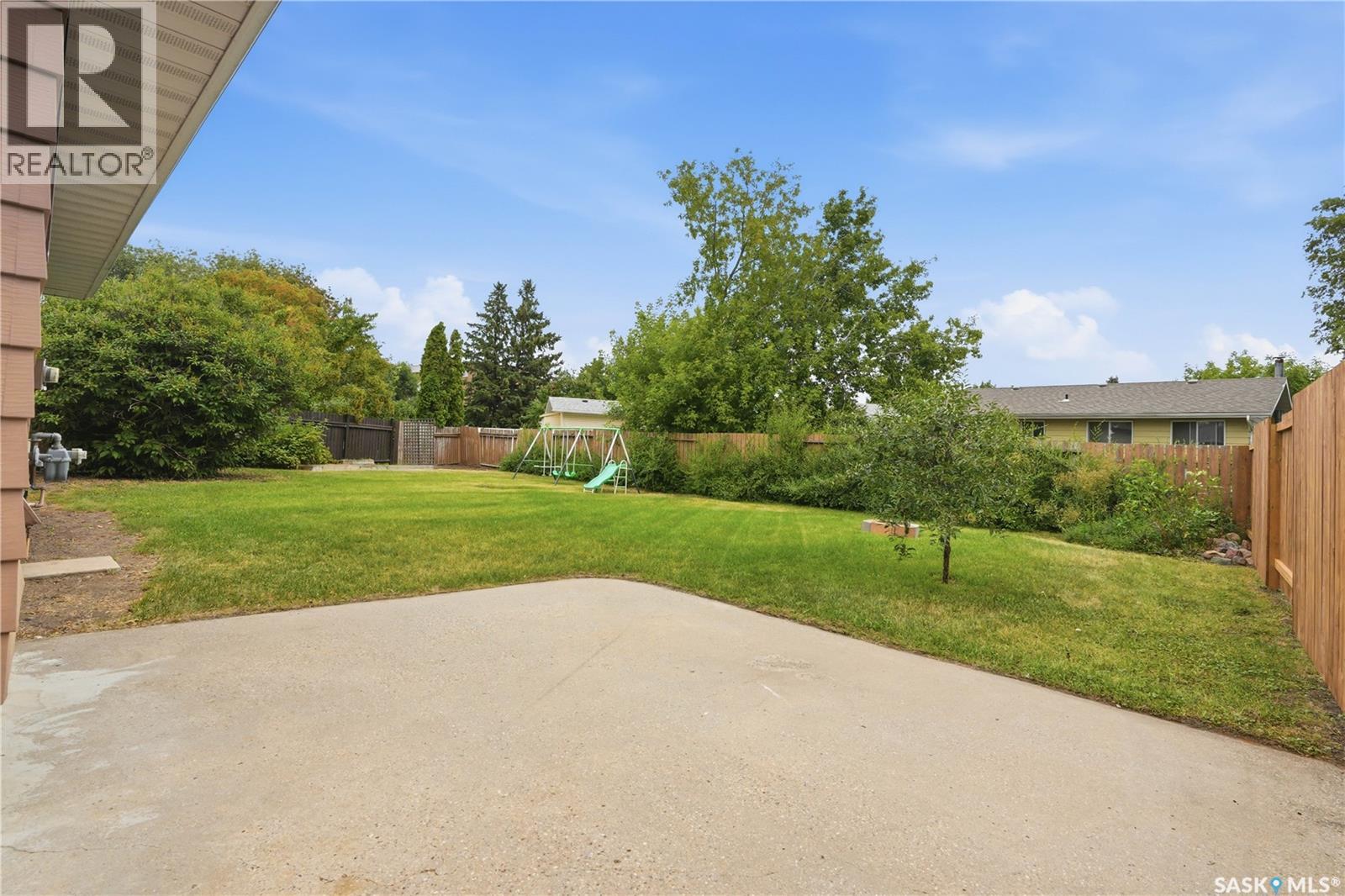 118 Dundurn Place, Saskatoon, Saskatchewan  S7M 4C3 - Photo 43 - SK045231