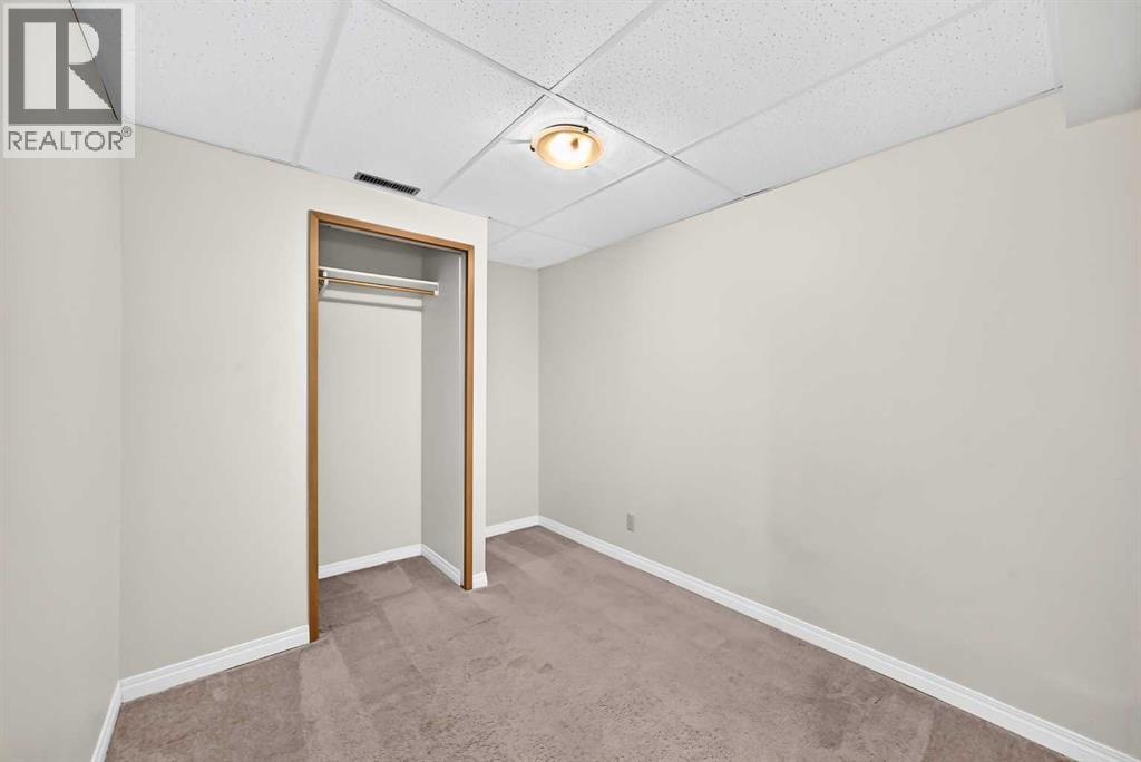 454 20 Avenue NW, Calgary, Alberta  T2M 1C4 - Photo 36 - A2322620