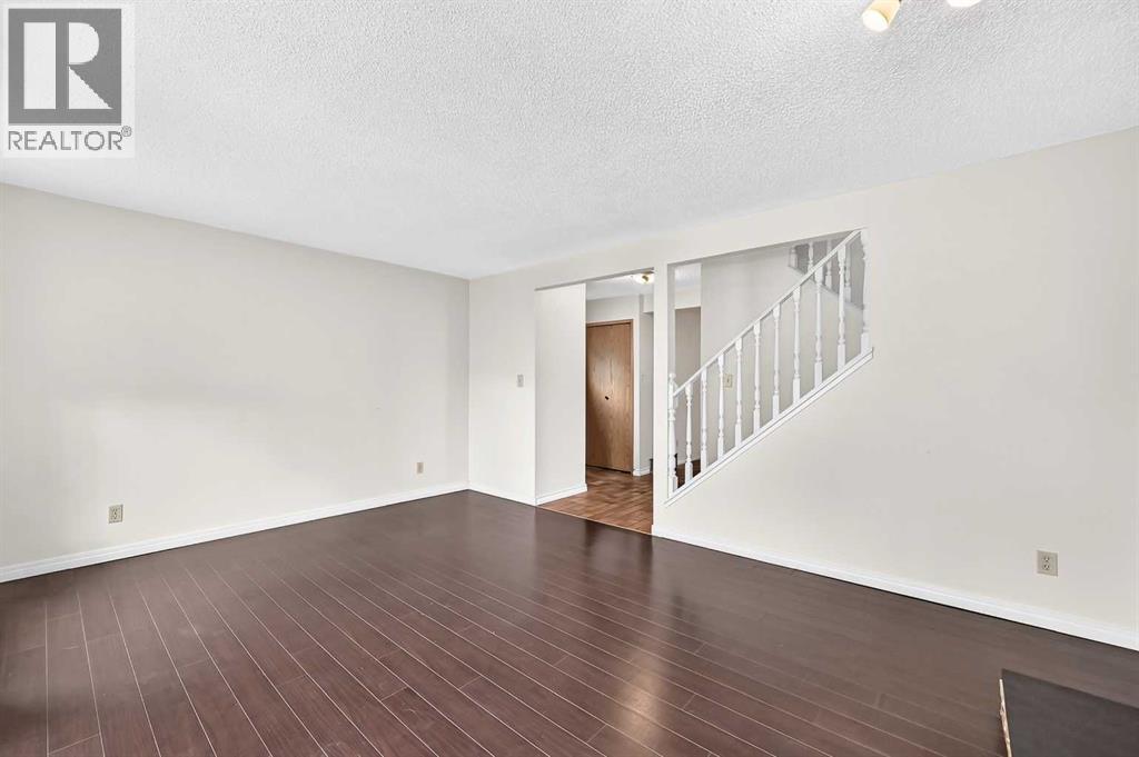 454 20 Avenue NW, Calgary, Alberta  T2M 1C4 - Photo 15 - A2322620