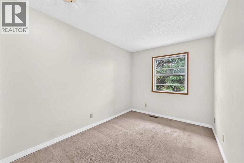 454 20 Avenue NW, Calgary, Alberta  T2M 1C4 - Photo 24 - A2322620