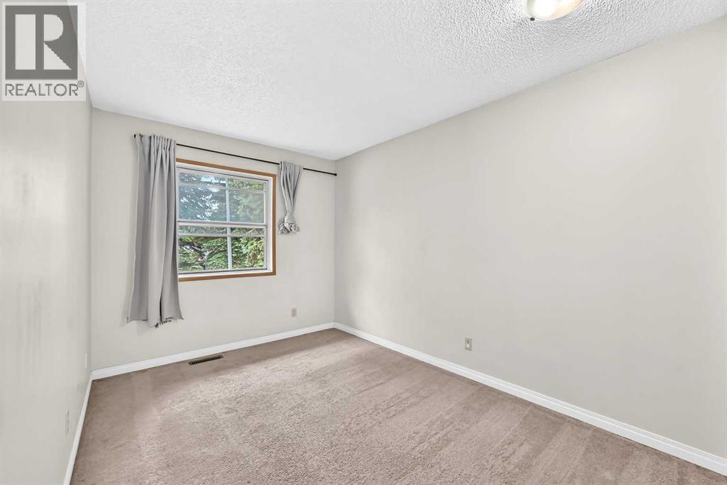 454 20 Avenue NW, Calgary, Alberta  T2M 1C4 - Photo 27 - A2322620