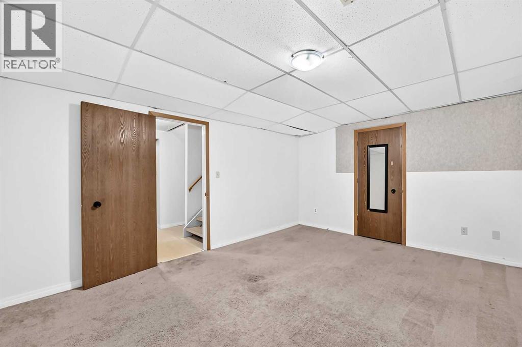 454 20 Avenue NW, Calgary, Alberta  T2M 1C4 - Photo 32 - A2322620