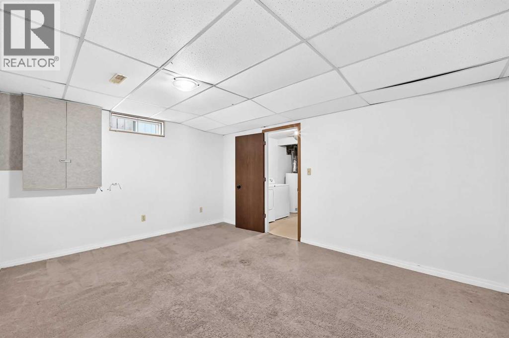 454 20 Avenue NW, Calgary, Alberta  T2M 1C4 - Photo 33 - A2322620
