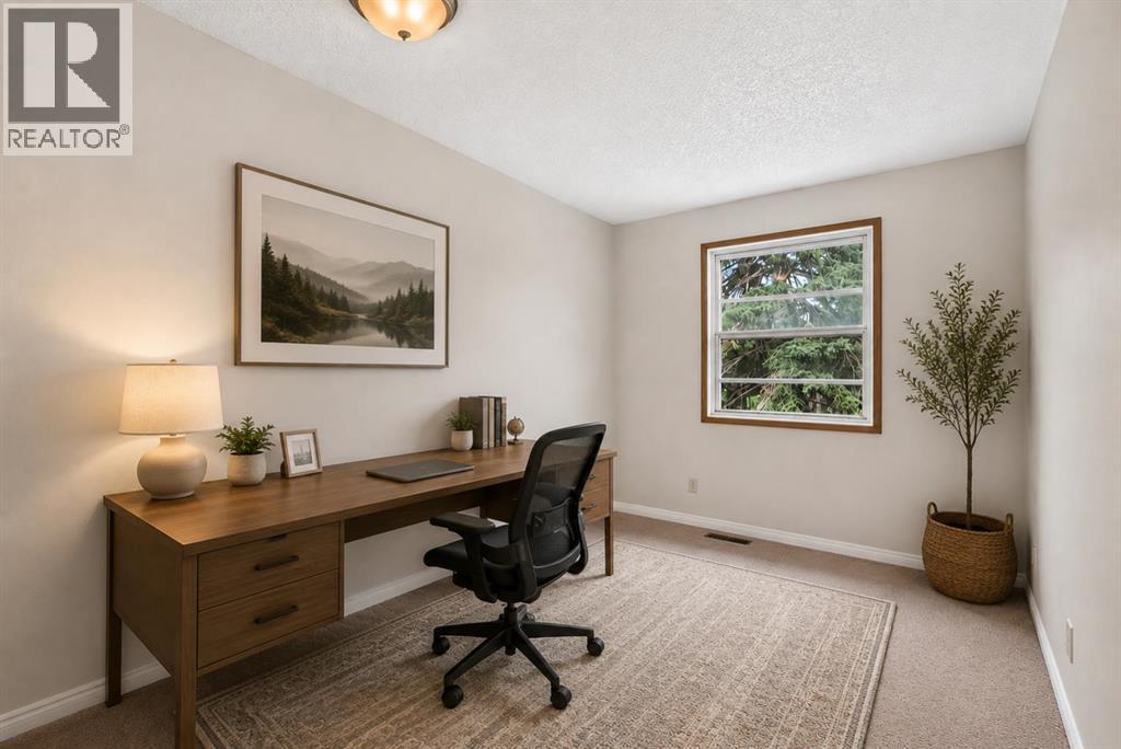 454 20 Avenue NW, Calgary, Alberta  T2M 1C4 - Photo 25 - A2322620