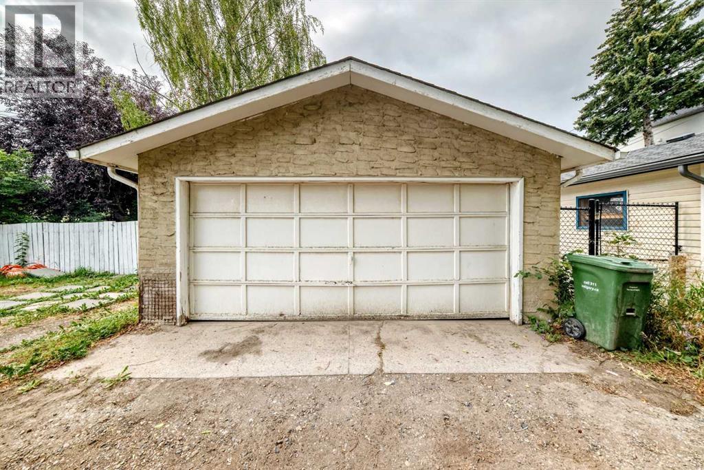 454 20 Avenue NW, Calgary, Alberta  T2M 1C4 - Photo 43 - A2322620