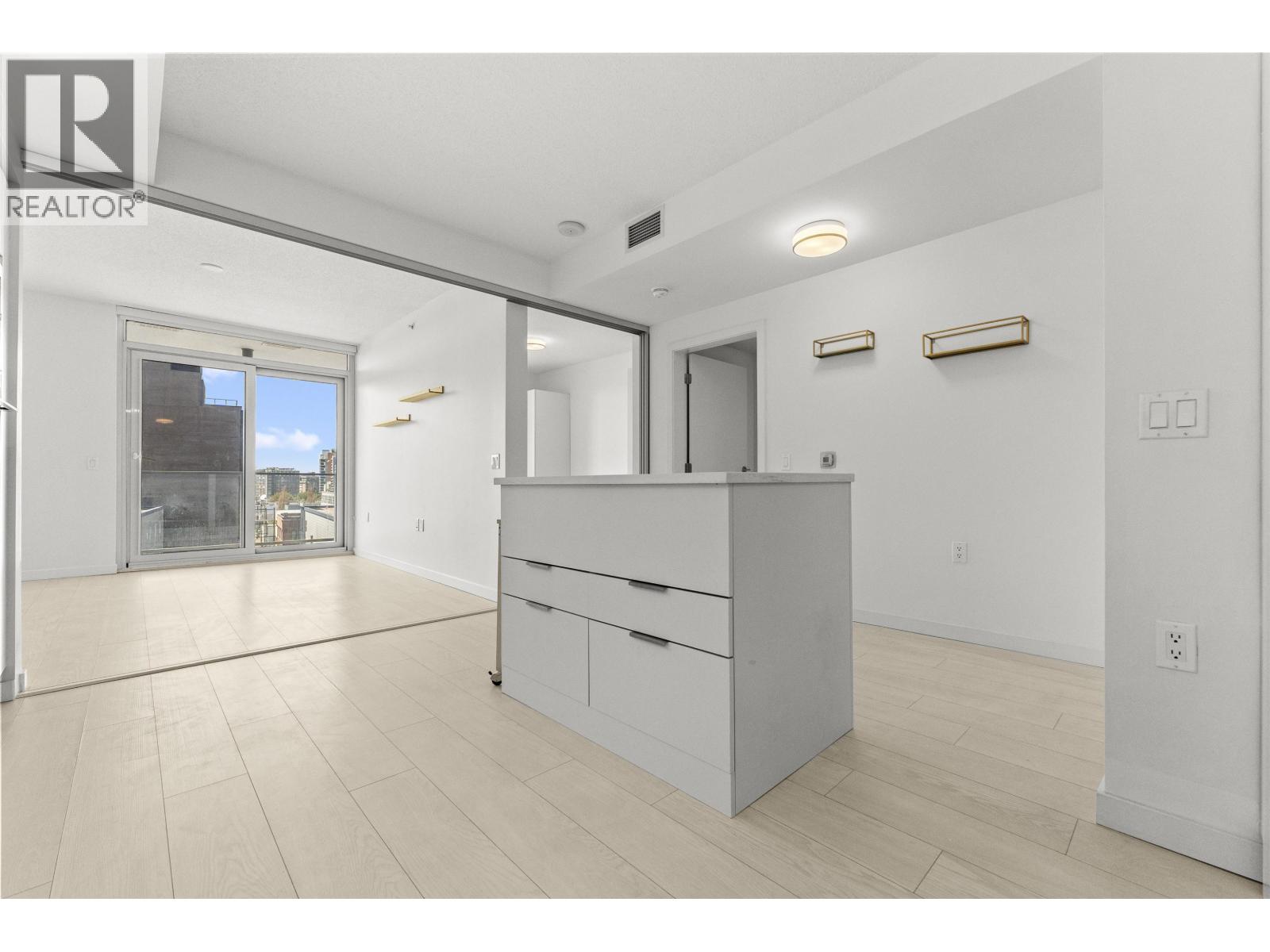 728 180 E 2nd Avenue, Vancouver, British Columbia  V5T 0K4 - Photo 4 - R3154682