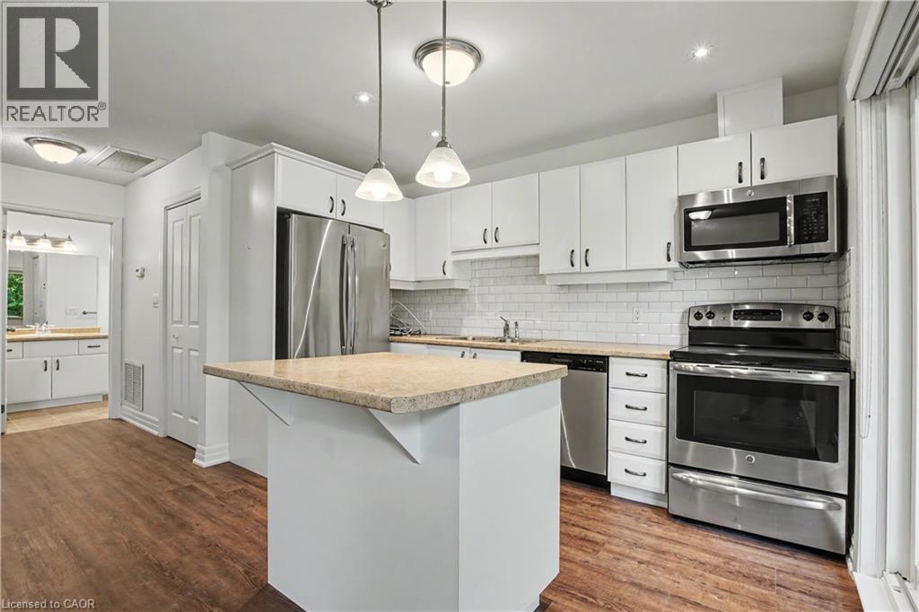 5 Szollosy Circle, Hamilton, Ontario  L9B 1T8 - Photo 10 - 40850074
