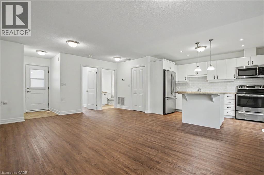 5 Szollosy Circle, Hamilton, Ontario  L9B 1T8 - Photo 6 - 40850074