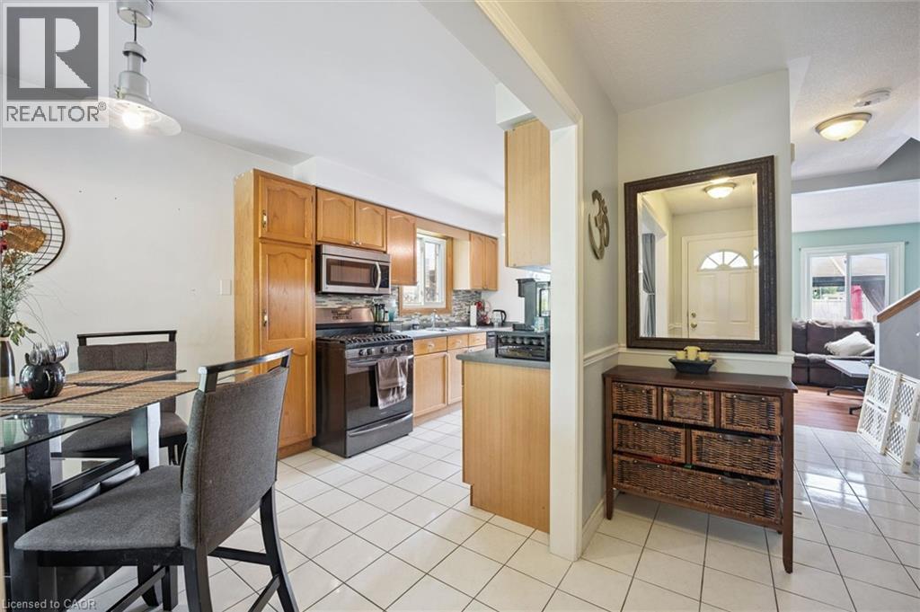 817 Acadia Drive, Hamilton, Ontario  L8W 3V5 - Photo 4 - 40854494