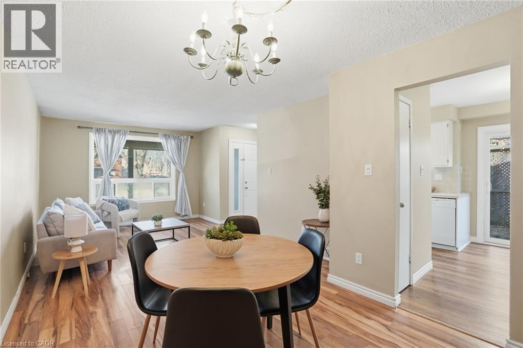 94 Wendover Drive, Hamilton, Ontario  L9C 5X5 - Photo 9 - 40854683