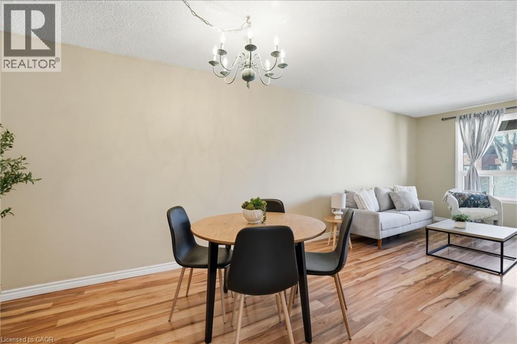 94 Wendover Drive, Hamilton, Ontario  L9C 5X5 - Photo 8 - 40854683