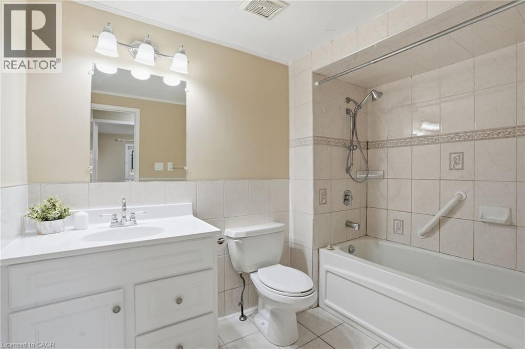 94 Wendover Drive, Hamilton, Ontario  L9C 5X5 - Photo 28 - 40854683