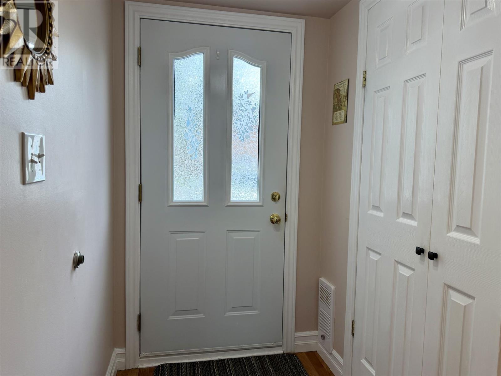 74 Frame Cres, Elliot Lake, Ontario  P5A 2S5 - Photo 4 - SM261472