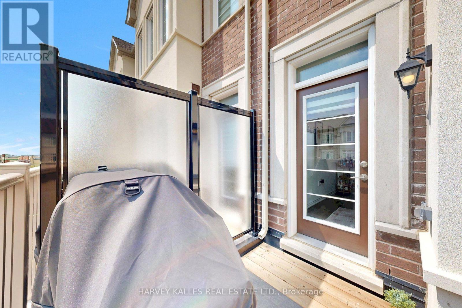 32 Mel Irving Drive, Bradford West Gwillimbury, Ontario  L3Z 4P1 - Photo 42 - N13662230